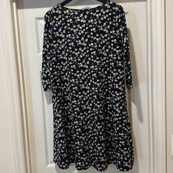 Cute L Heathmoor Spring Dress - Picture 6 of 7